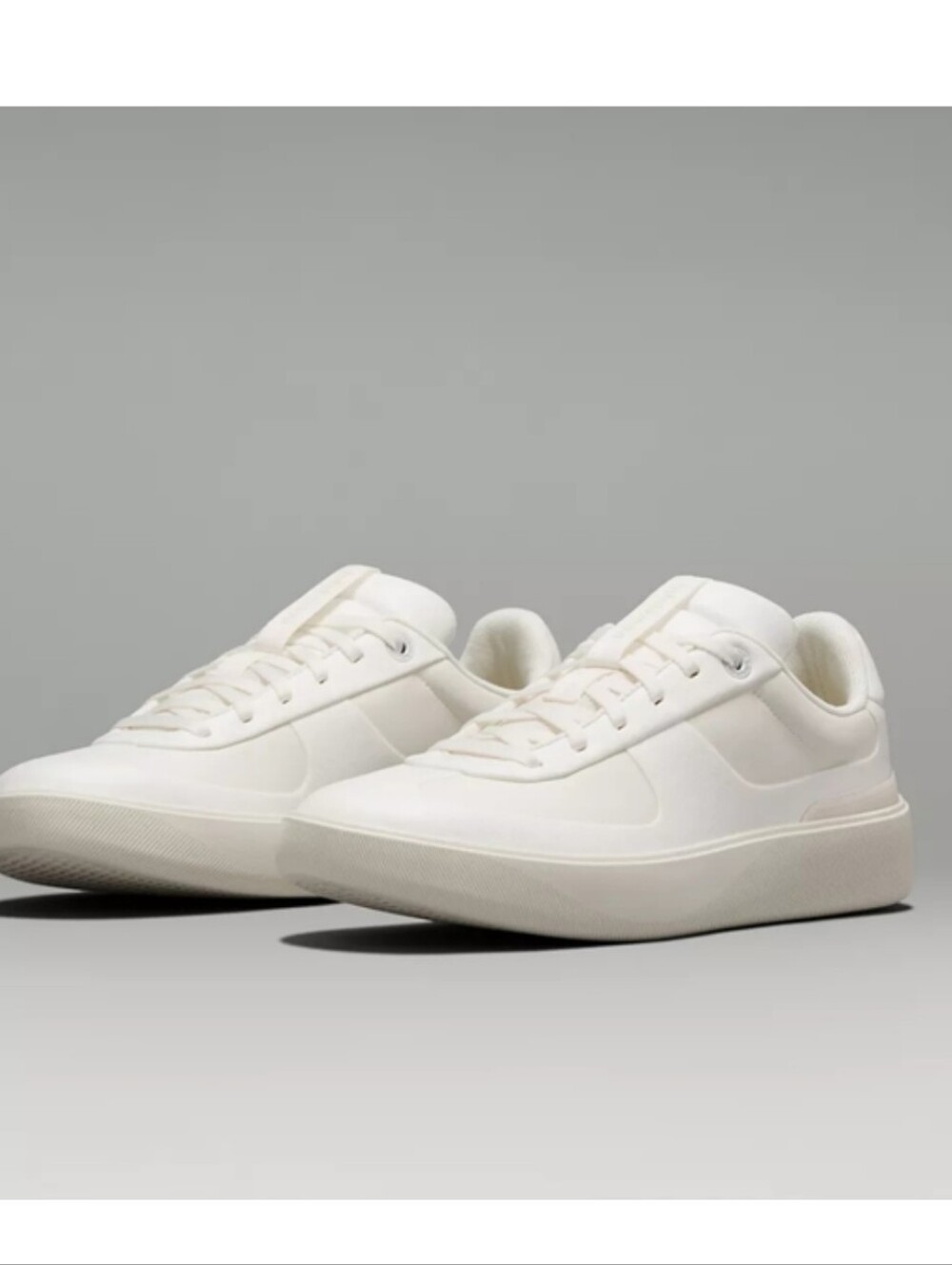 NWT Lululemon Men's Cityverse Sneaker Colour White/White/White